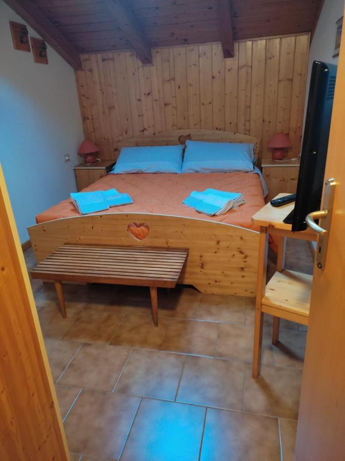 La Casa Di Grace Nella Valle Incantantata 카라노 외부 사진